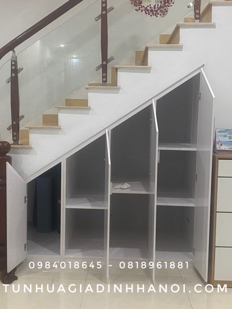TỦ GẦM CẦU THANG BẰNG NHỰA